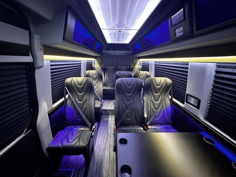 Shuttle Interior of Executive Coach 3
